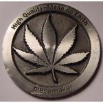 Moulins à Herbes cannabis Piecemaker custom piece - Leaf