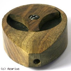 Wooden pipe Alien