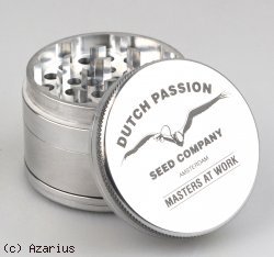 Moulins à Herbes cannabis Grinder Dutch Passion 